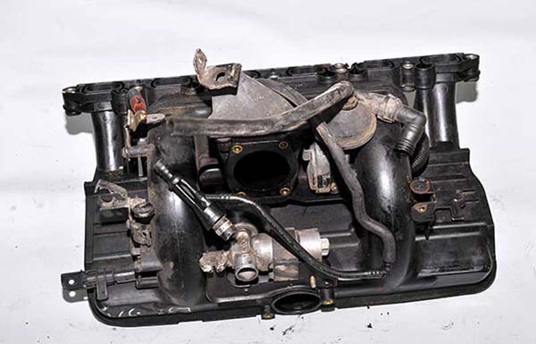 BMW 1 SERİSİ ÇIKMA YEDEK PARÇA ÇIKMA BMW PARÇA E 46 3 SERİSİ MANİFOLD (3)